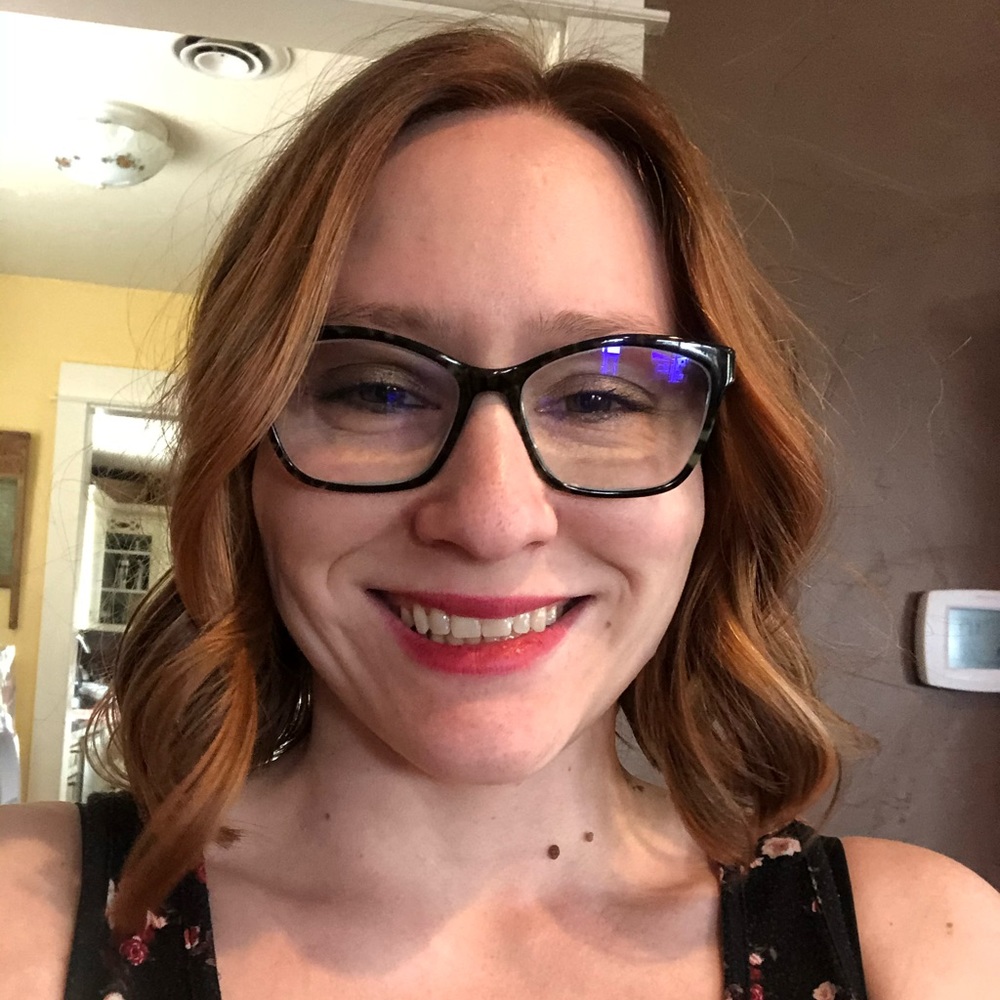 Meet your Posher, Kayla